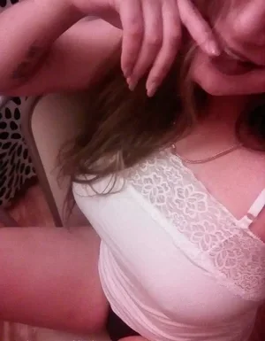 Napalona Iza